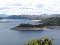Gordon-Stausee im nahezu unber&uuml;hrten Westen Tasmaniens