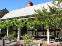 Die alten H&auml;user wurden sch&ouml;n hergerichtet