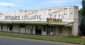 Gerade im Hinterland lohnt das St&ouml;bern in Antiquit&auml;tengesch&auml;ften