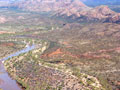 Hubschrauberflug &uuml;ber die West MacDonnell Ranges
