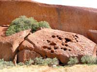 Felsausbr&uuml;che am Uluru