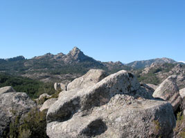 Auf dem 991 Meter hohen Pass Bocca d’Illarata (Foto: Eichner-Ramm) Auf dem 991 Meter hohen Pass Bocca d’Illarata (Foto: Eichner-Ramm)