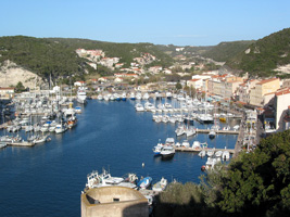 Blick auf den Hafen (Foto: Eichner-Ramm) Blick auf den Hafen (Foto: Eichner-Ramm)