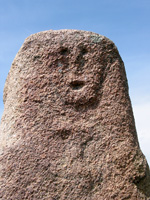 Viele Menhire haben Gesichter (Foto: Eichner-Ramm) Viele Menhire haben Gesichter (Foto: Eichner-Ramm)