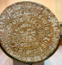 Diskos von Festos: Eines der bekanntesten Exponate im Arch&auml;ologischen Museum von Heraklion (Kreta)