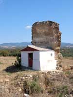 &Uuml;berrest der Kapelle Agios Nikolaos n&ouml;rdlich von Nea Olynthos