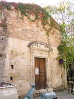 Teil der Nerantzes-Moschee in der Vernardou Stra&szlig;e