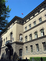 Seitenflügel des Parlamentsgebäudes (Foto: Eichner-Ramm) Seitenflügel des Parlamentsgebäudes (Foto: Eichner-Ramm)