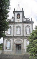 Gekachelte Fassade: Igreja Poroquial do Senhor Santo Cristo von Fazenda das Lajes (Foto: Eichner-Ramm) Gekachelte Fassade: Igreja Paroquial do Senhor Santo Cristo von Fazenda das Lajes (Foto: Eichner-Ramm)