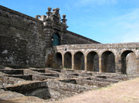 Portal der Festung S&atilde;o Jo&atilde;o Baptista (Foto: Eichner-Ramm)