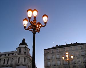 Abendstimmung auf der Plaza Jacinto Benavente Abendstimmung auf der Plaza Jacinto Benavente