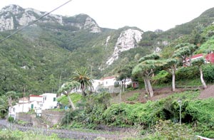 Überschaubar: Chamorga am östlichsten Ende des Anaga-Gebirges Überschaubar: Chamorga am östlichsten Ende des Anaga-Gebirges
