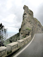 Stra&szlig;e in Richtung Chamorga