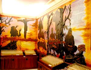 Irgendwie gruselig: Wandmalereien in einem Seitenraum der Kirche des Hochheiligen Christus in La Laguna Irgendwie gruselig: Wandmalereien in einem Seitenraum der Kirche des Hochheiligen Christus in La Laguna