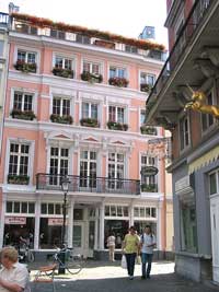 Restauriertes B&uuml;rgerhaus am M&uuml;nsterplatz