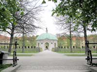Hofgarten mit &raquo;Diana-Pavillon&laquo;