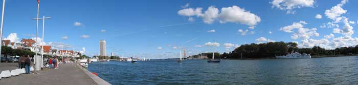 Maritimes Flair an Travem&uuml;ndes Promenade