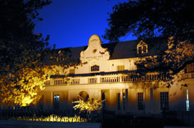 Uni-Gebäude in Stellenbosch (Foto: Eichner-Ramm) Uni-Gebäude in Stellenbosch (Foto: Eichner-Ramm)